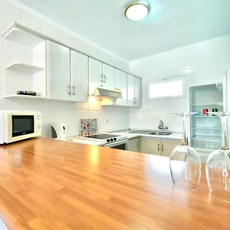 Lägenhet Apartamento 2 Dormitorios Solo Adultos, Freewifi, Cerca Playa De Americas *