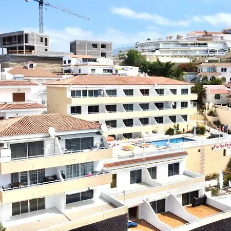 Apartamento 2 Dormitorios Solo Adultos, Freewifi, Cerca Playa De Americas Lägenhet