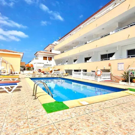 Apartamento 2 Dormitorios Solo Adultos, Freewifi, Cerca Playa De Americas